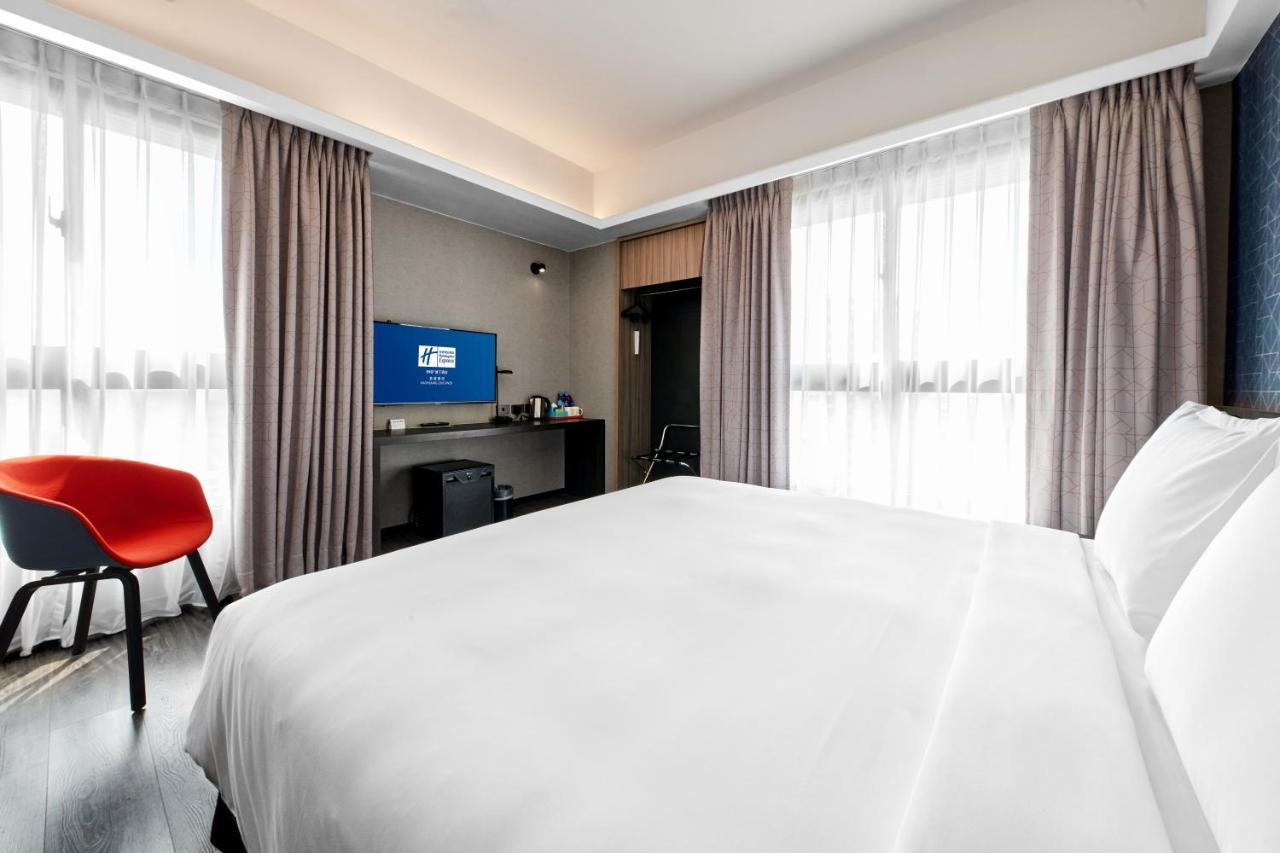 Holiday Inn Express Kaohsiung Love River, an IHG Hotel Exterior foto
