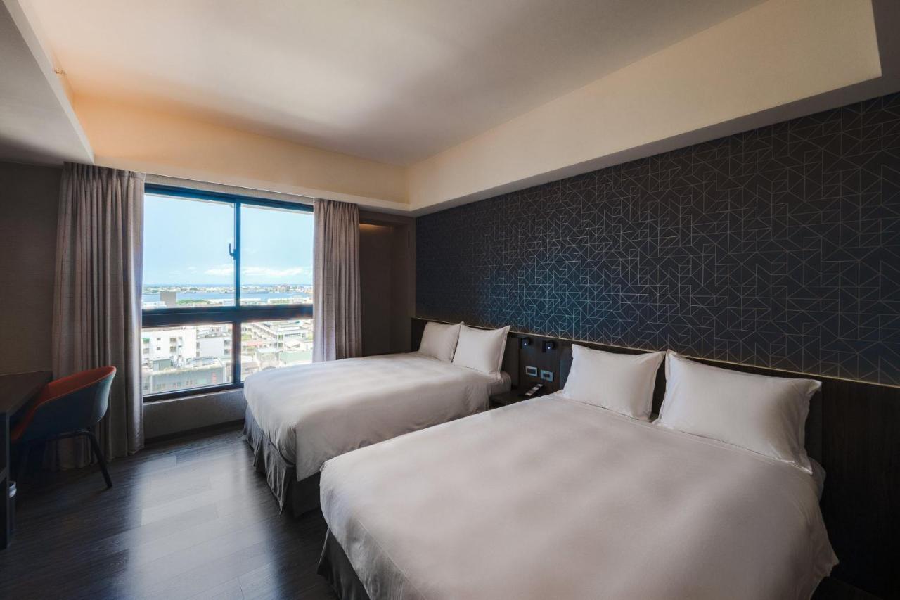 Holiday Inn Express Kaohsiung Love River, an IHG Hotel Exterior foto