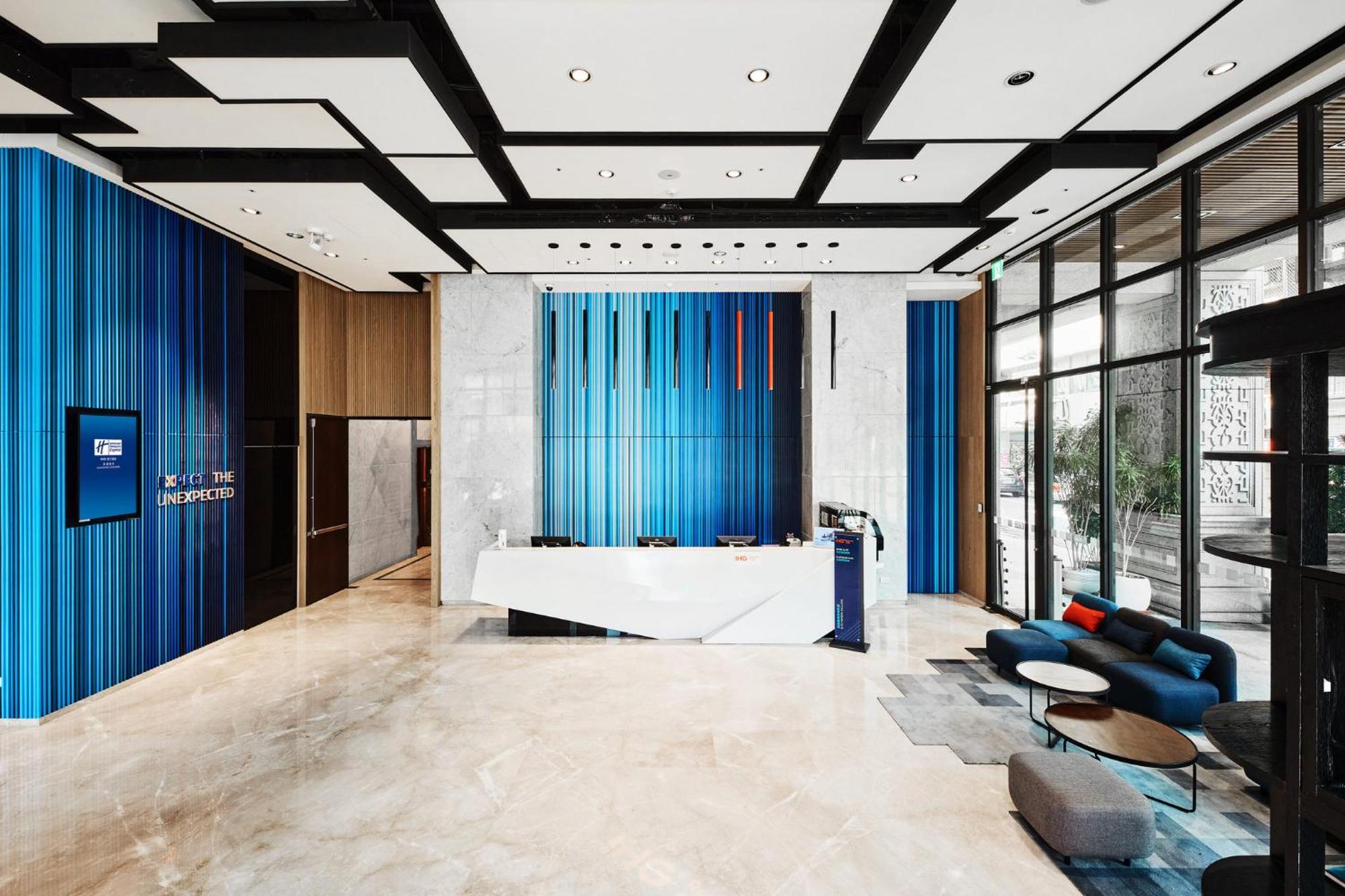 Holiday Inn Express Kaohsiung Love River, an IHG Hotel Exterior foto
